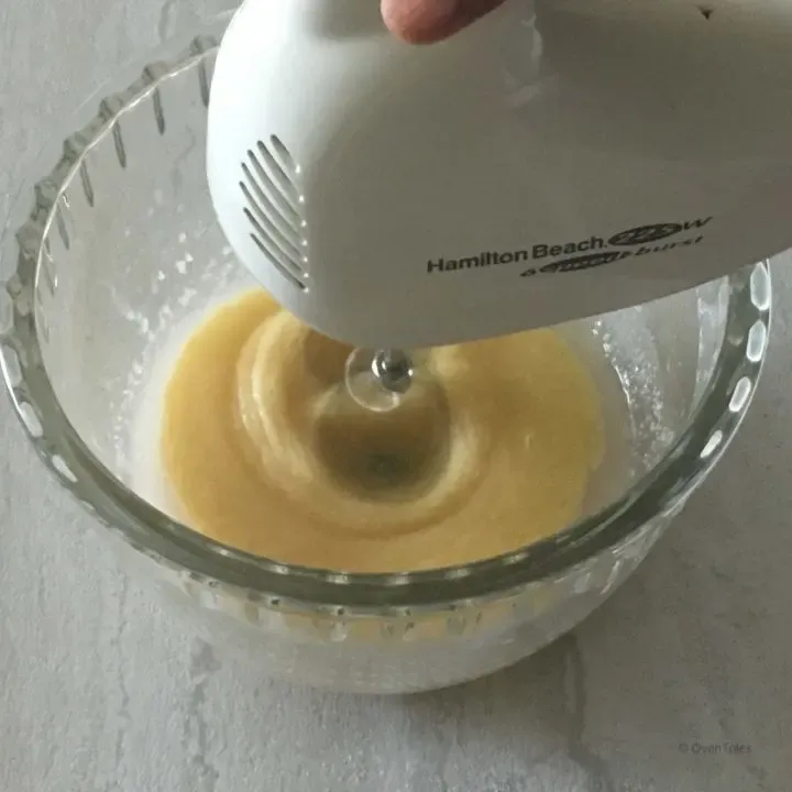 مخلوط کردن مواد