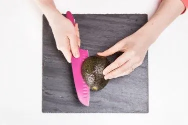 برش دادن آووکادو