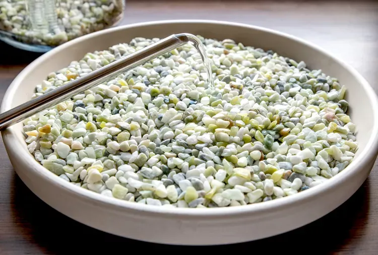 how-to-make-a-pebble-tray