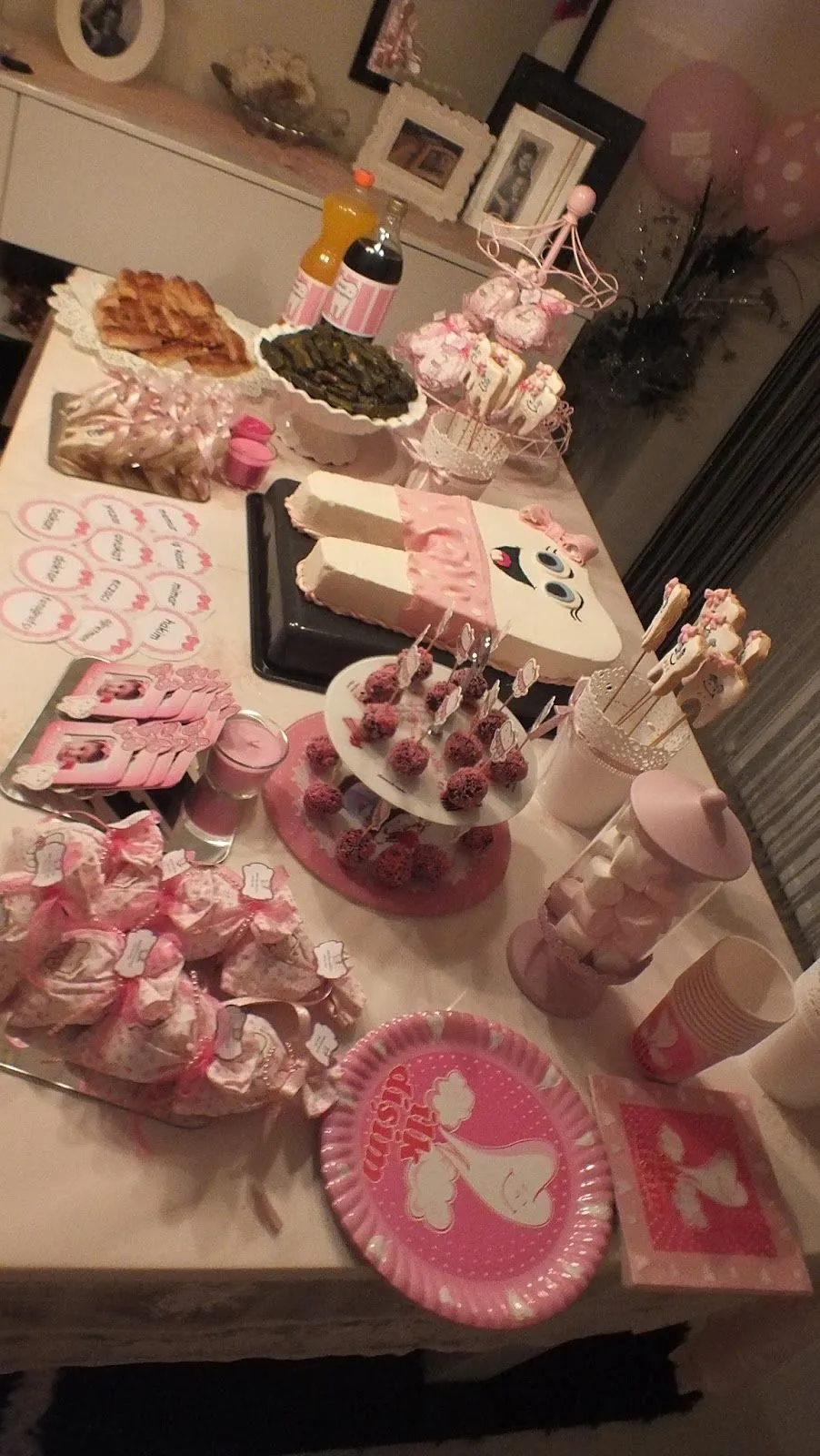 تزیینات جشن دندونی