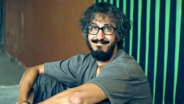 اکران آنلاین فیلم مرد عینکی آغاز شد