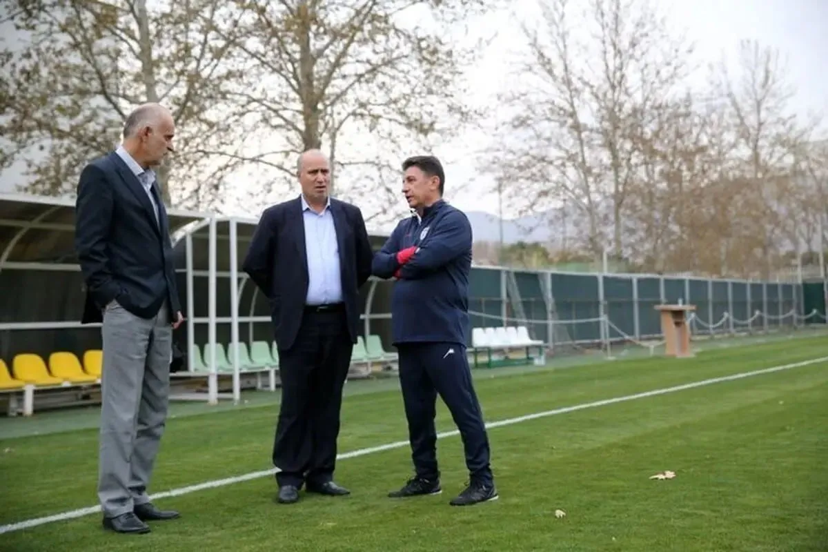 تاج خطاب به قلعه نویی: مردم حق انتقاد دارند