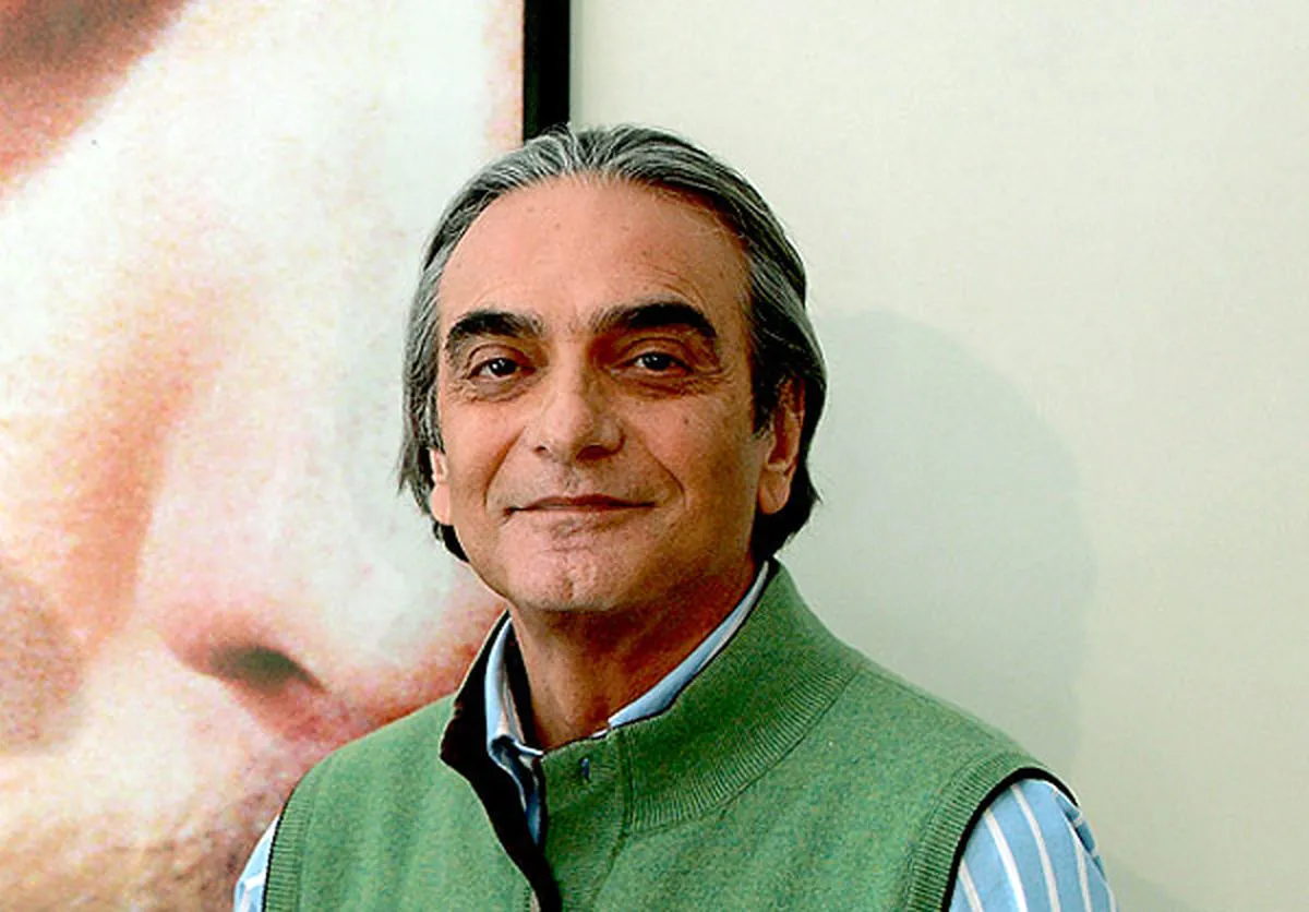 پیکر همایون ارشادی در بهشت سکینه کرج به خاک سپرده شد + تصاویر