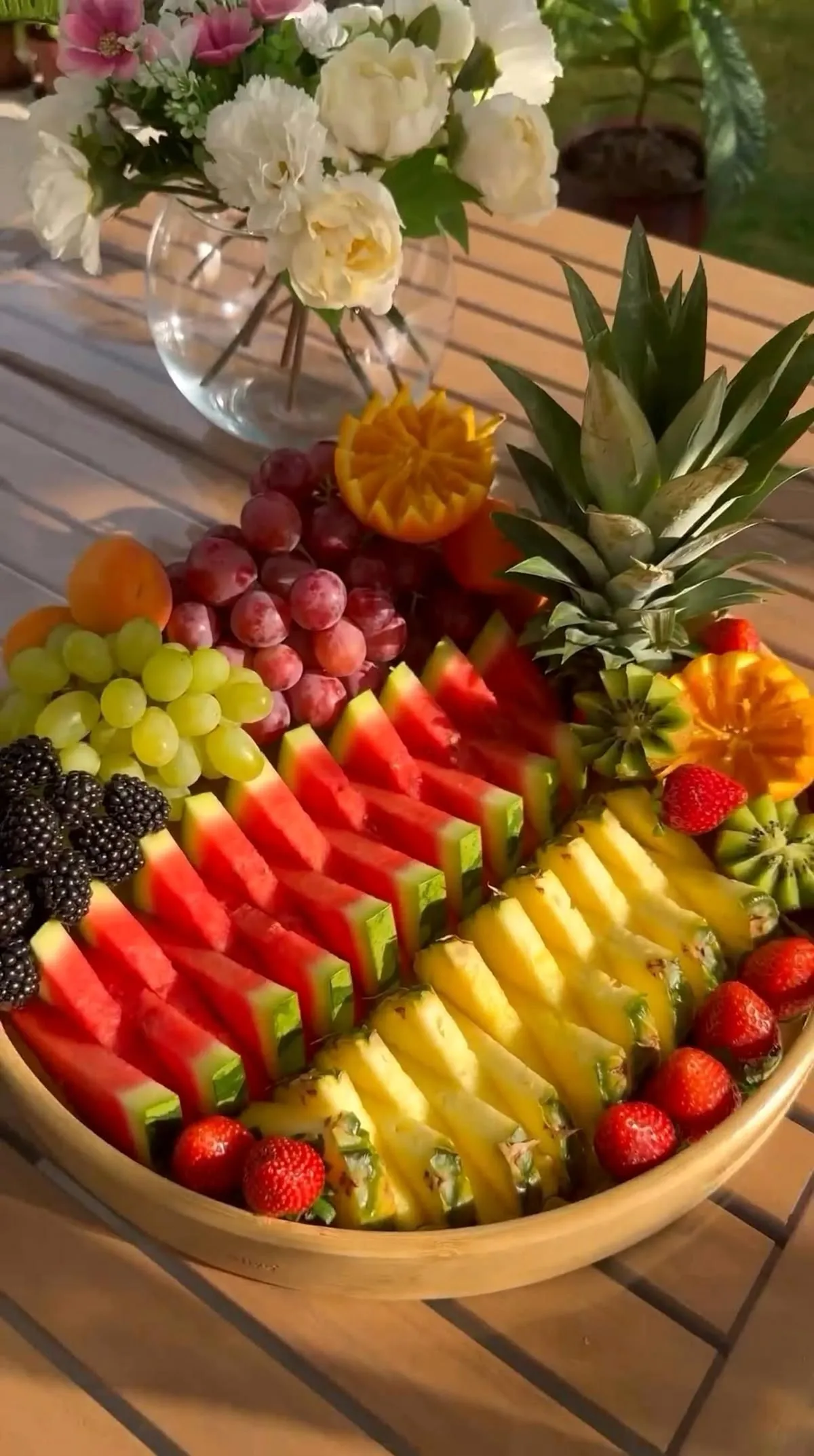 تزیین هندانه شب یلدا مثلثی