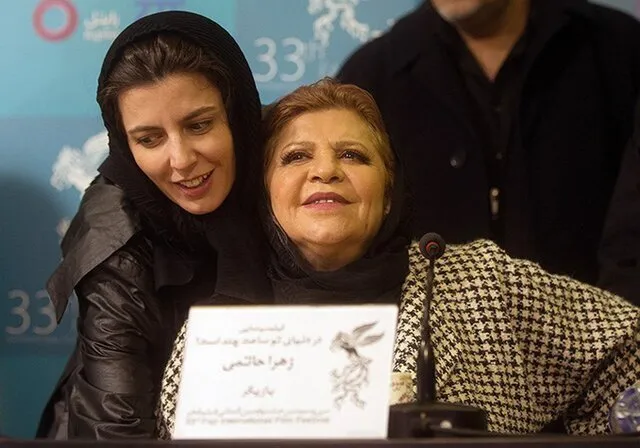 زری خوشکام و لیلا حاتمی