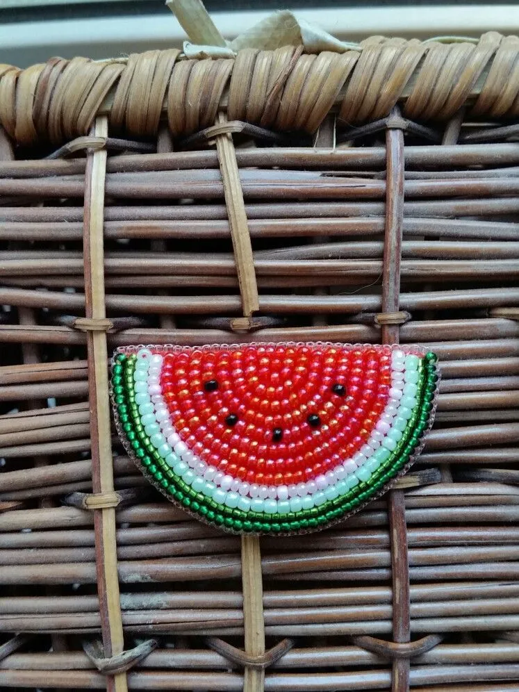 گیفت شب یلدا عروس، مدرسه و سازمان