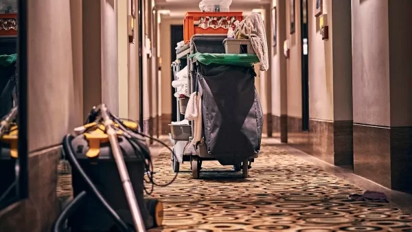 کسری: نخستین تولیدکننده جاروبرقی کارواشی، مرکزی و صنعتی استاندارد در کشور