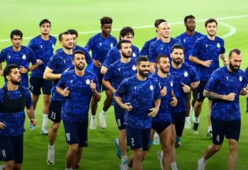 آشتی کنان بازیکنان استقلال + عکس