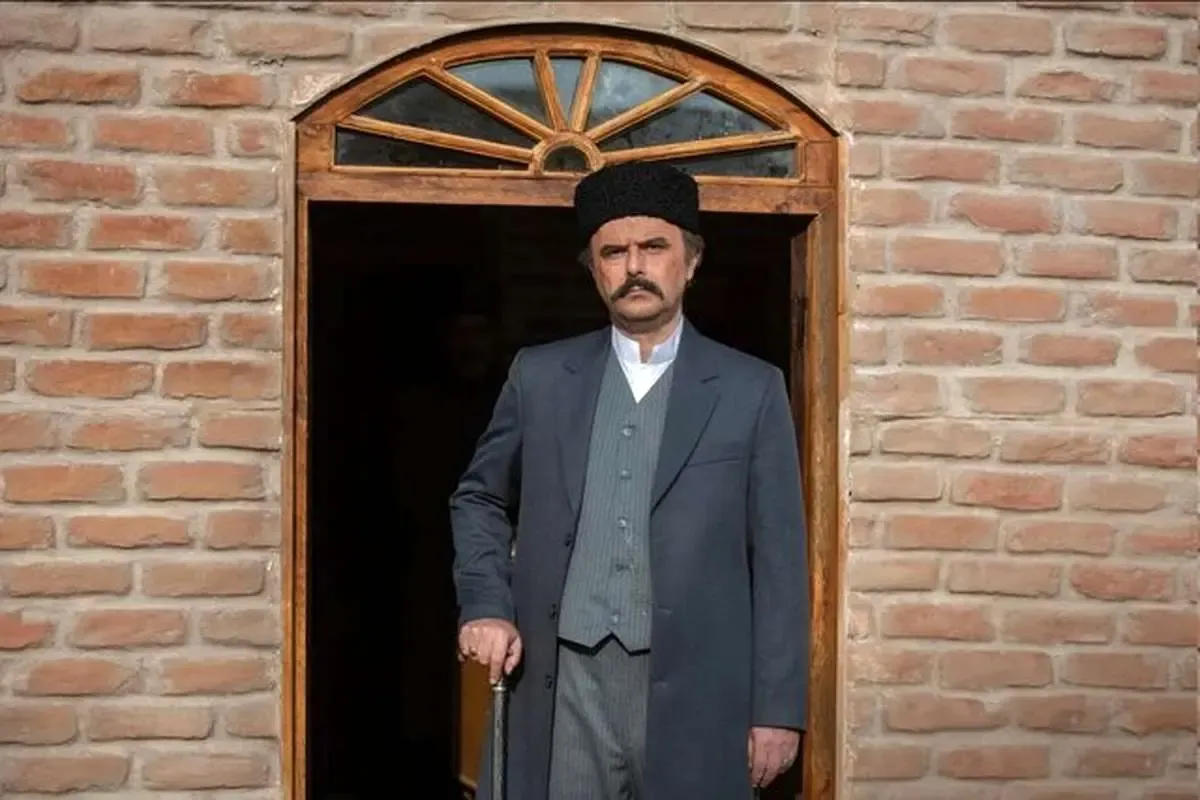 بصیرالملک از بامداد خمار جدا شد / دلیل و جزئیات