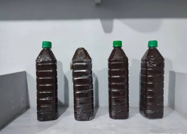 کشف ۱۲ کیلو تریاک با جاسازی باورنکردنی در وسایل مسافر