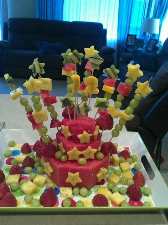 تزیین هندوانه شب یلدا برای مدرسه