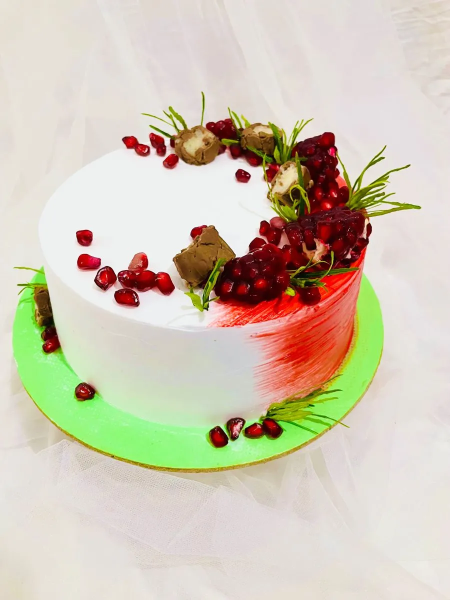 قشنگ ترین کیک شب یلدا