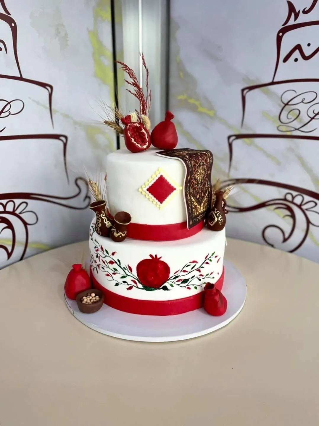 قشنگ ترین کیک شب یلدا