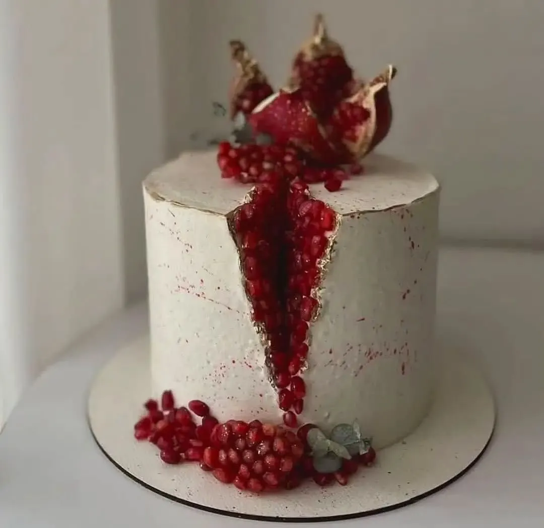 مدل کیک شب یلدا ۱۴۰4