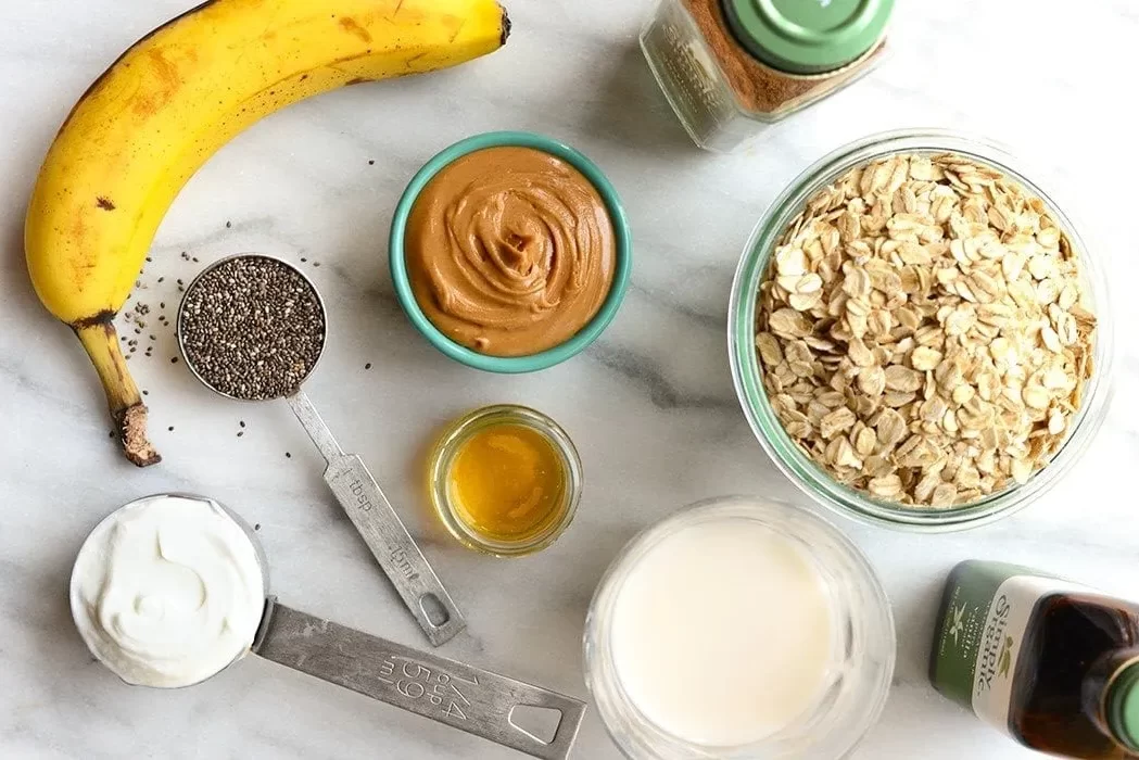 مواد لازم برای تهیه اوتمیل با کره بادام زمینی