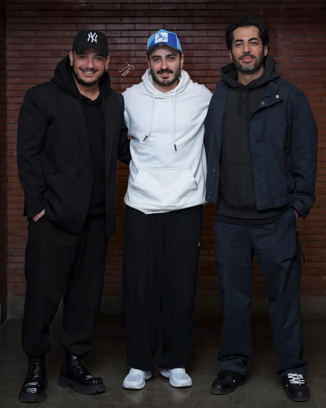 پدر و مادر نویدپورفرج -اشوان