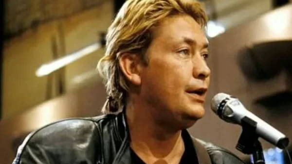 کریس ریا e1766468718119 کریس ریا خواننده معروف درگذشت + بیوگرافی و آثار