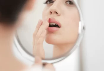 Eliminate herpes رفع تبخال در سه دقیقه / راهکارهای سریع برای کاهش علائم