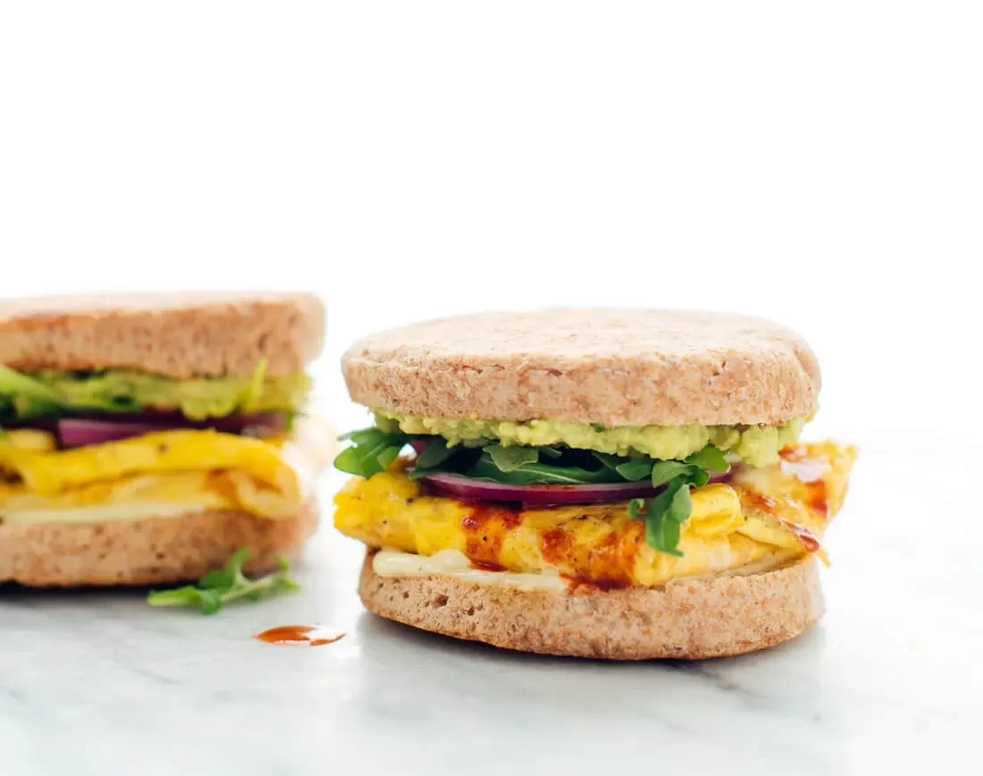 طرز تهیه ساندویچ صبحانه گیاهی