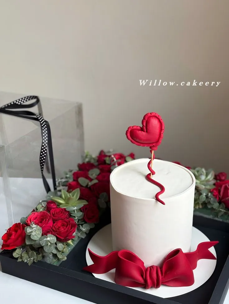 جدیدترین عکس کیک ولنتاین عاشقانه و خاص