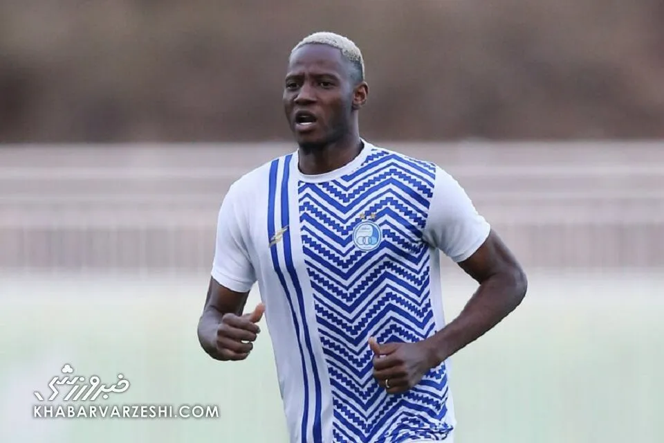 وینگر خارجی استقلال برگشت ؛ آبی‌ها با ترکیب کامل مقابل پیکان