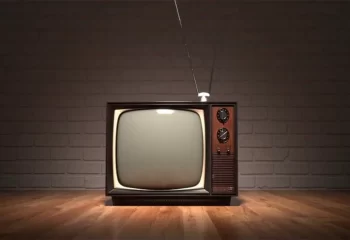 برنامه کامل فیلمهای پنجشنبه و جمعه تلویزیون؛ 7و 8 اسفند