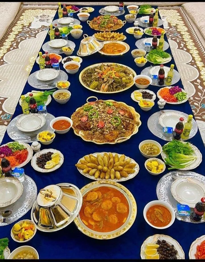 مدل تزیین سفره افطار مجلسی