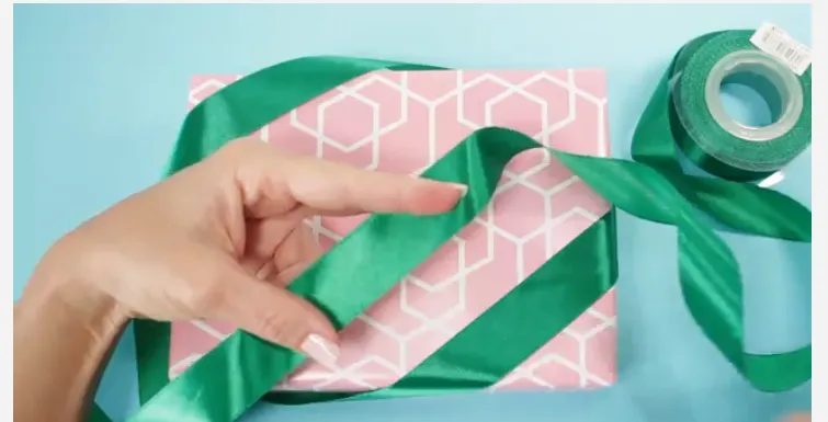 تزیین با روبان ساتن