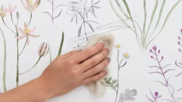 تمیز کردن کاغذ دیواری قابل شست و شو