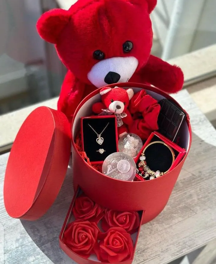 تزیین باکس ولنتاین دخترانه