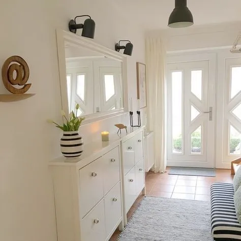 مجسمه برای روی جاکفشی