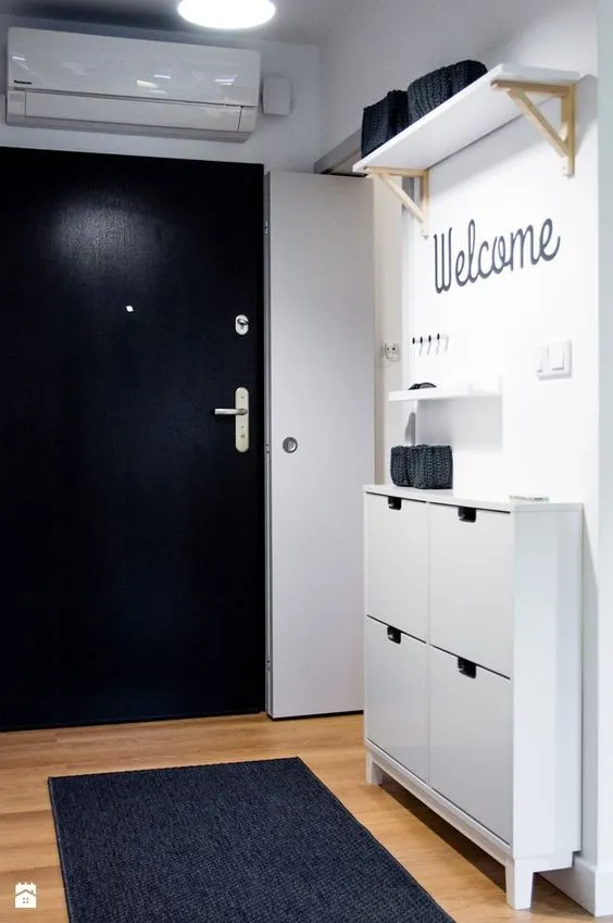 مجسمه برای روی جاکفشی