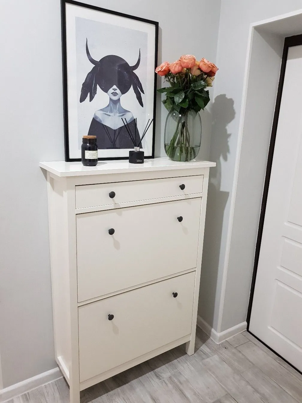 مجسمه برای روی جاکفشی