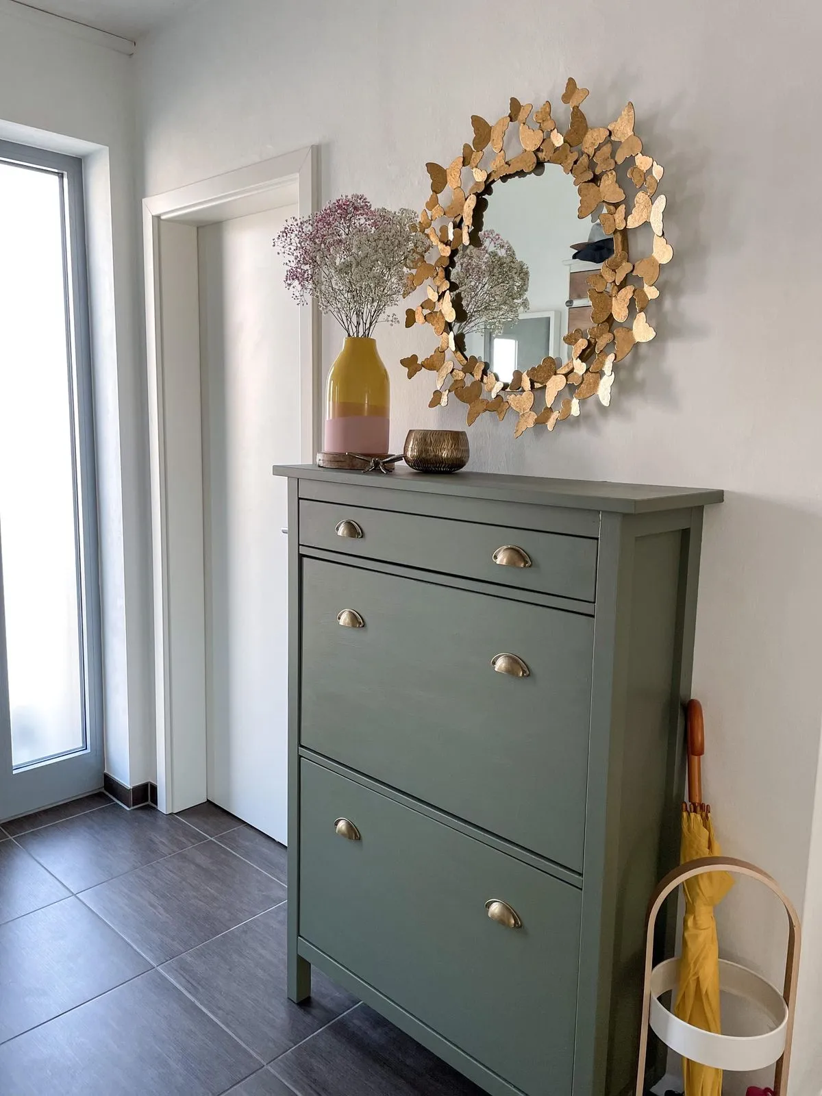 مجسمه برای روی جاکفشی