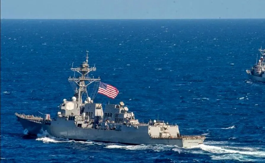 حمله ارتش آمریکا به یک شناور 3 کشته برجای گذاشت