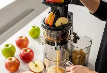 طرز گرفتن آب سیب با دستگاه آب میوه گیری