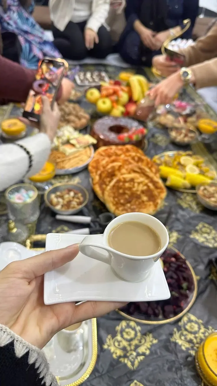 مدل تزیین سفره افطار مجلسی 