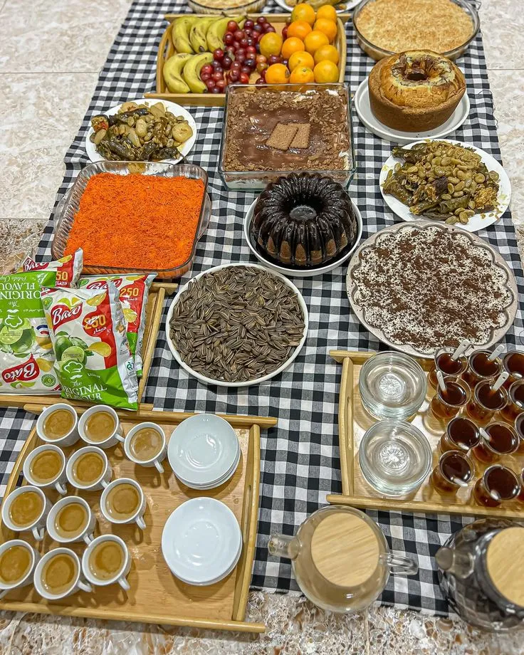 مدل تزیین سفره افطار مجلسی 