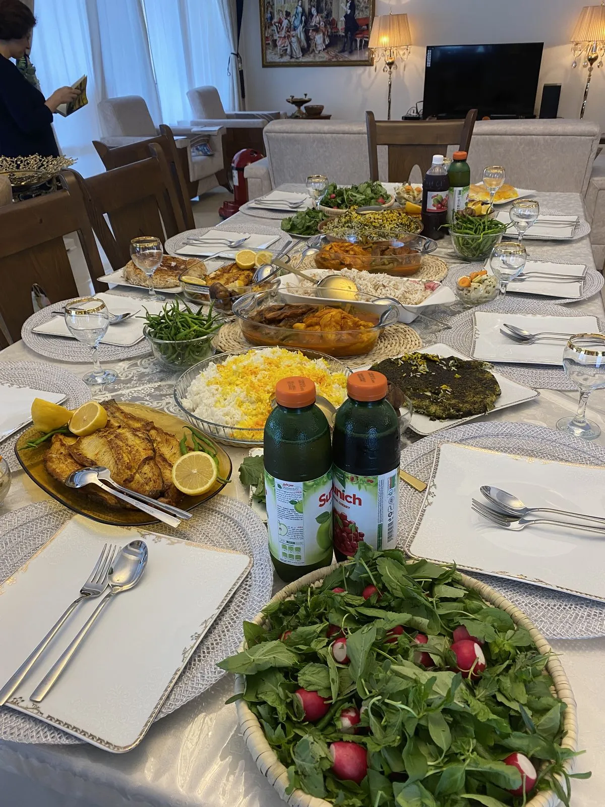 مدل تزیین سفره افطار مجلسی 