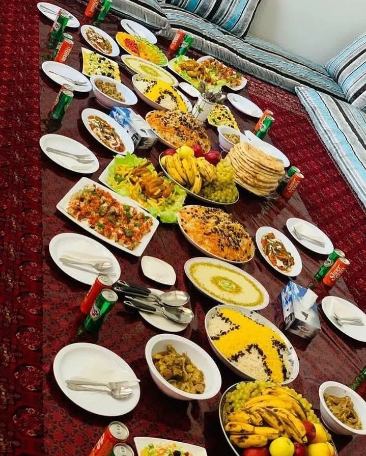 مدل تزیین سفره افطار مجلسی 