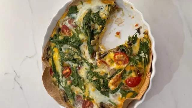 نان با املت سبزیجات 