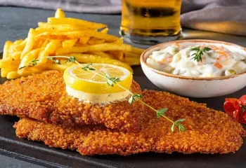 طرز تهیه شنیسل مرغ رستورانی ترد و خوشمزه در خانه