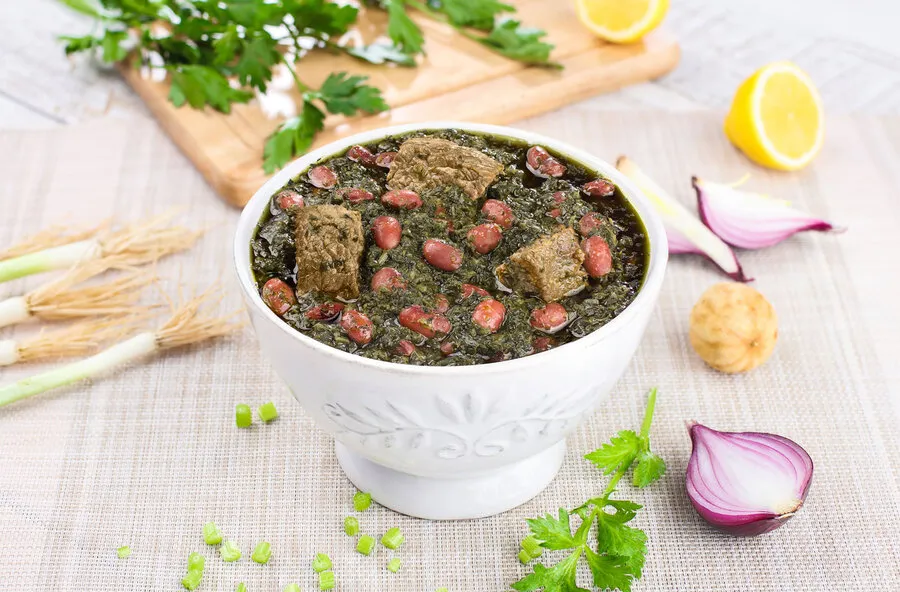 قورمه سبزی خوزستانی