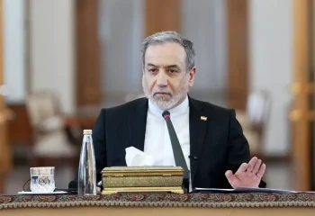 هشدار عراقچی به کی‌یف درباره حمله به کشتی ایرانی!