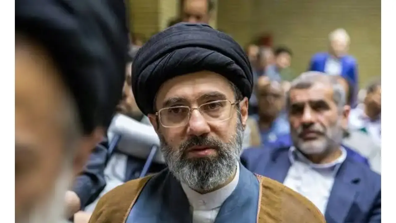 ادعای جنجالی خبرنگار عراقی درباره حضور سیدمجتبی خامنه‌ای در مراسم تشییع
