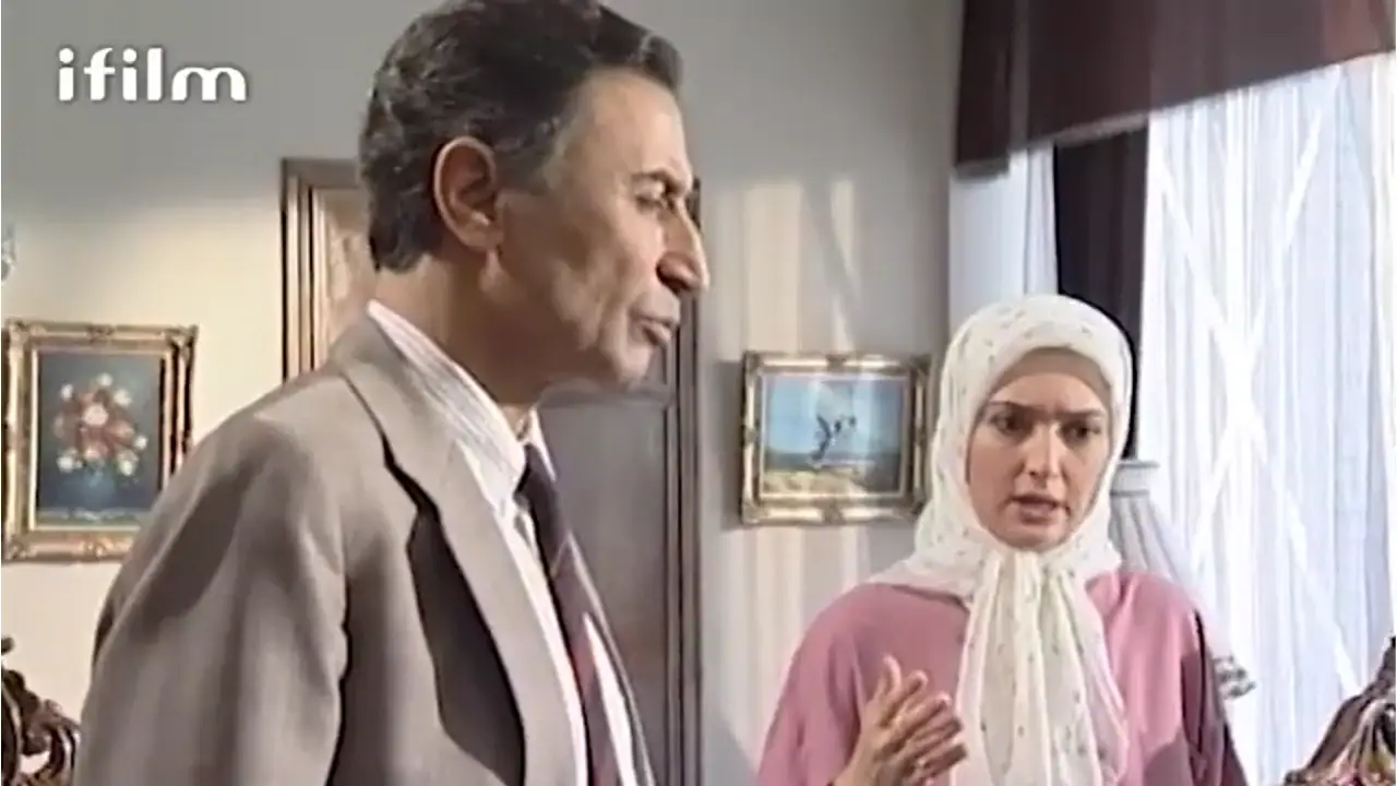 بیوگرافی آتنه فقیهنصیری در نقش پریسا