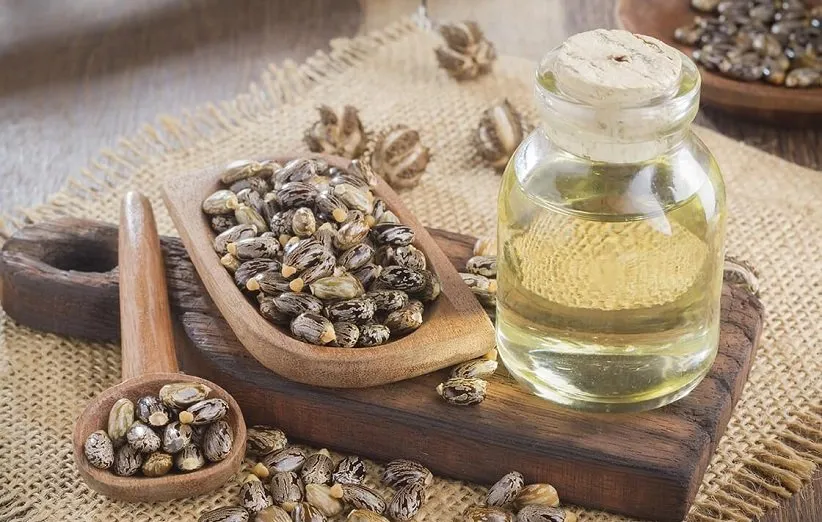 روغن کرچک؛ روغن برای رشد سریع مو در یک هفته