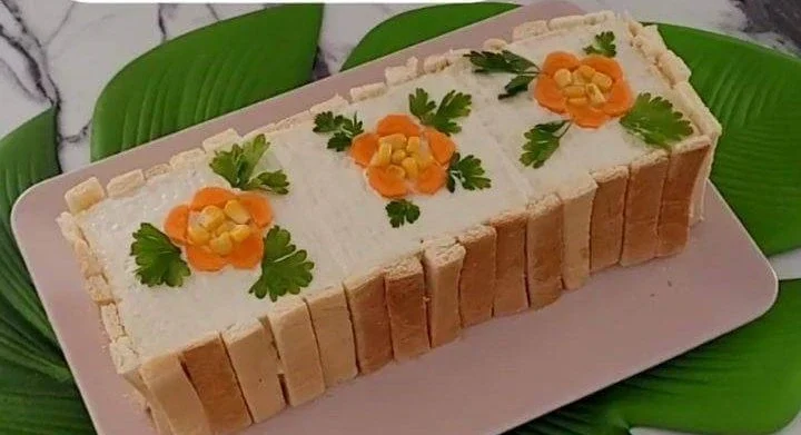 طرز تهیه کیک مرغ مجلسی سرد برای 8 تا 10 نفر