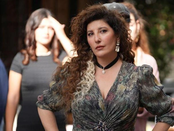 شبنم بوزوکلو در نقش فیکو