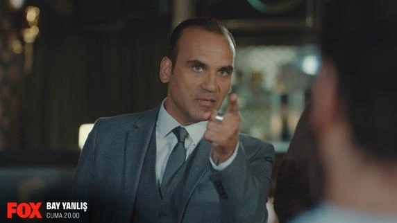 گورگن اوز در نقش لوانت یازمان